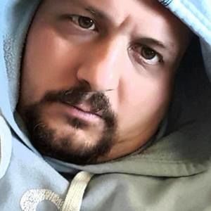 Meet your Posher, Scott